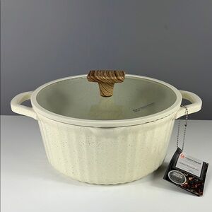 Masterclass Premium Cookware Collection Cream 9.5" 4.6 qt Casserole Pan Pot New